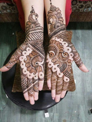 Suchi's Peach Beauty Bar