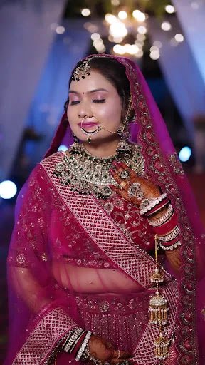 Sonam's makeover salon