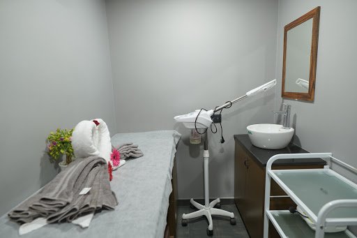 Monalisa salon Monalisa salon