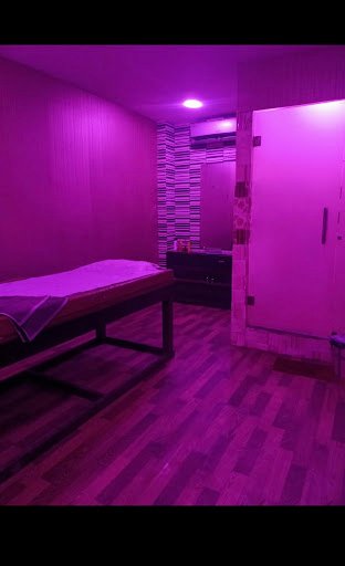 THE SR Spa THE SR Spa