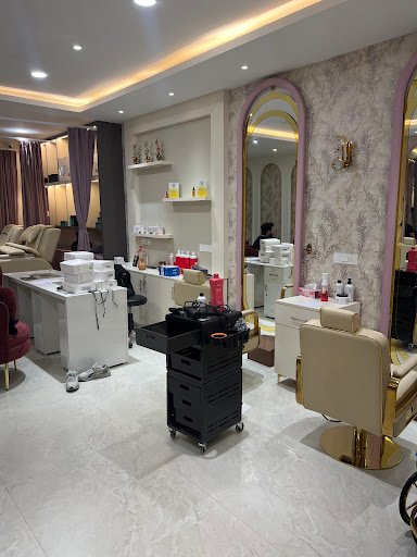 VELVET VANITY SALON & SPA