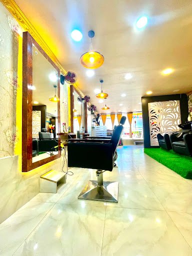 EXPERT SALON & ACADEMY