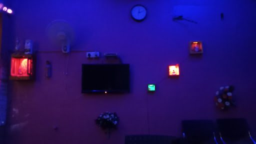 Roms Thai & Spa Salon