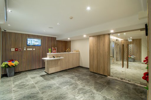 Spa & Salon Spa & Salon