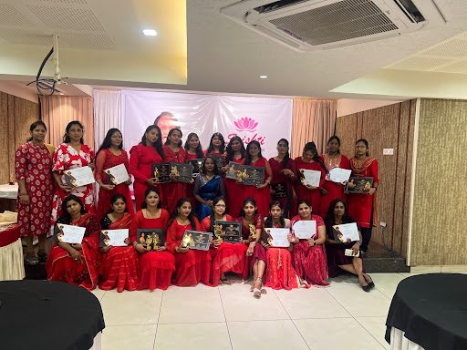 Srishti Beauty & Makeup Academy – Ahilyanagar Srishti Beauty & Makeup Academy – Ahilyanagar