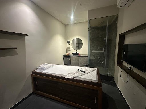 The Grande Spa - SINDHUBHAVAN ROAD- Best spa in Ahmedabad