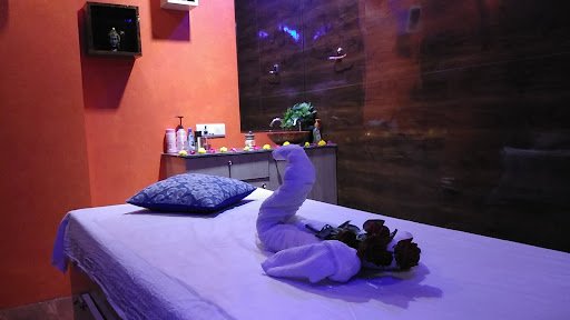 9 Hills Spa surat - Best Massage Spa in Surat 9 Hills Spa surat - Best Massage Spa in Surat