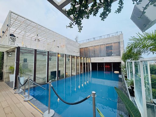 Lhasa Spa - Radisson Lucknow City Center