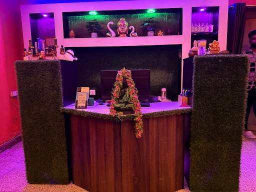 Touch of health ayurvedic men's spa